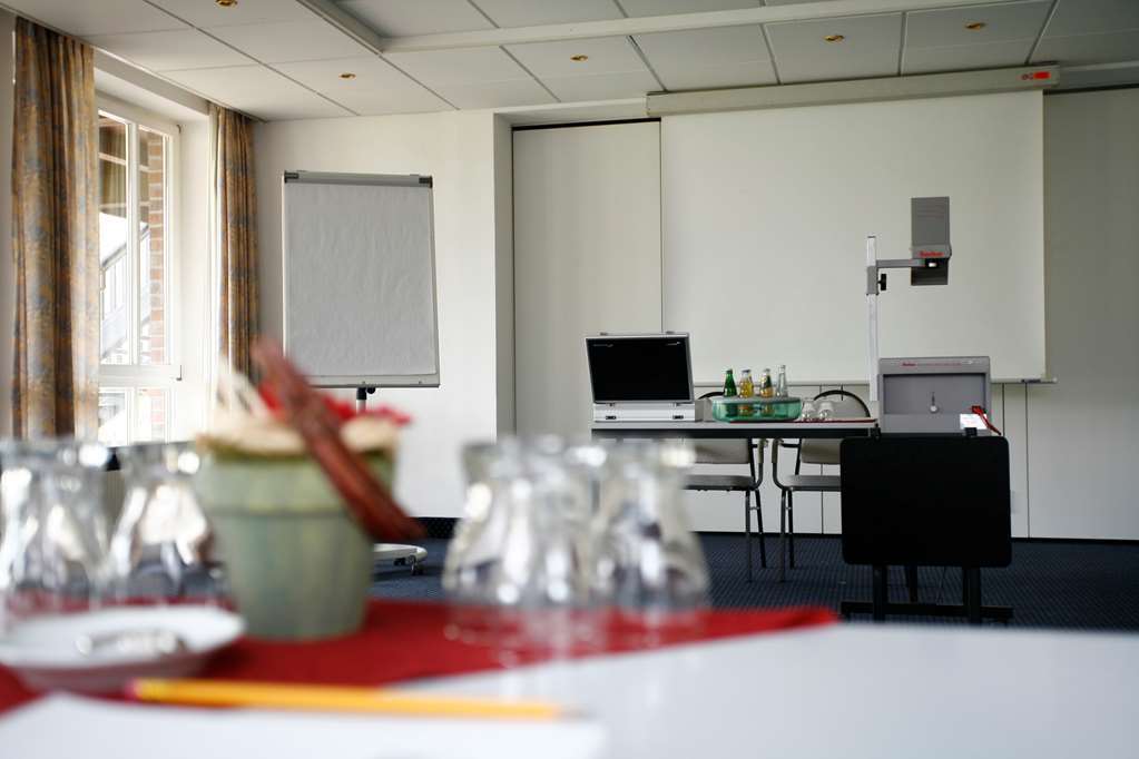 Park Hotel Fasanerie Neustrelitz Comodidades foto